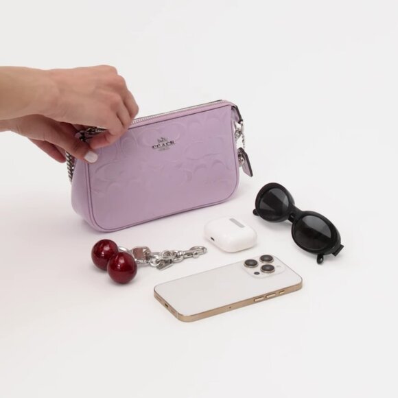 Nolita 19 in Lavender - Picture 5 of 5